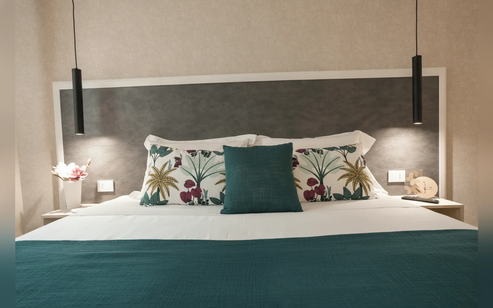 Camera con bagno privato — Enea Suite, Trapani (Sicilia) (foto 24)