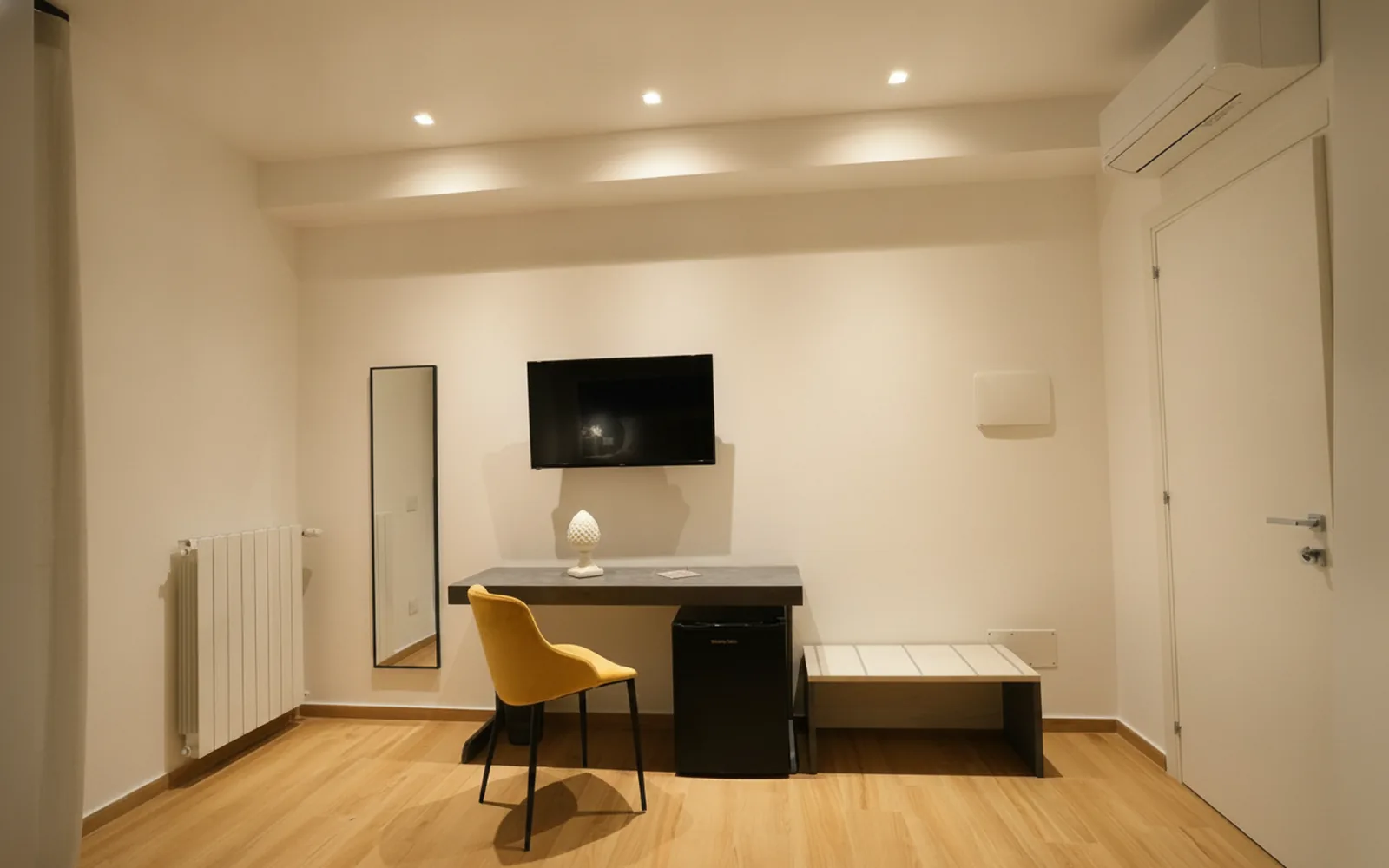 Camera con bagno privato — Enea Suite, Trapani (Sicilia) (foto 30)